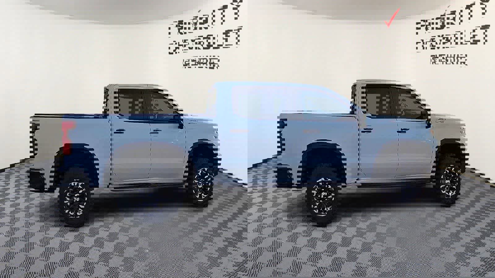 Used 2025 Chevrolet Silverado 1500 ZR2 w/ Technology Package image 9