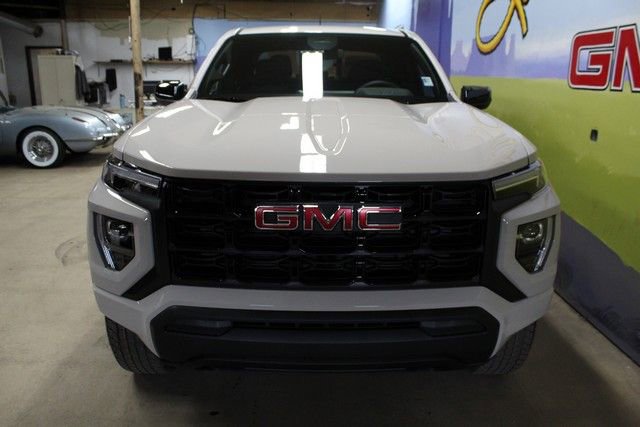New 2026 GMC Canyon Elevation image 2