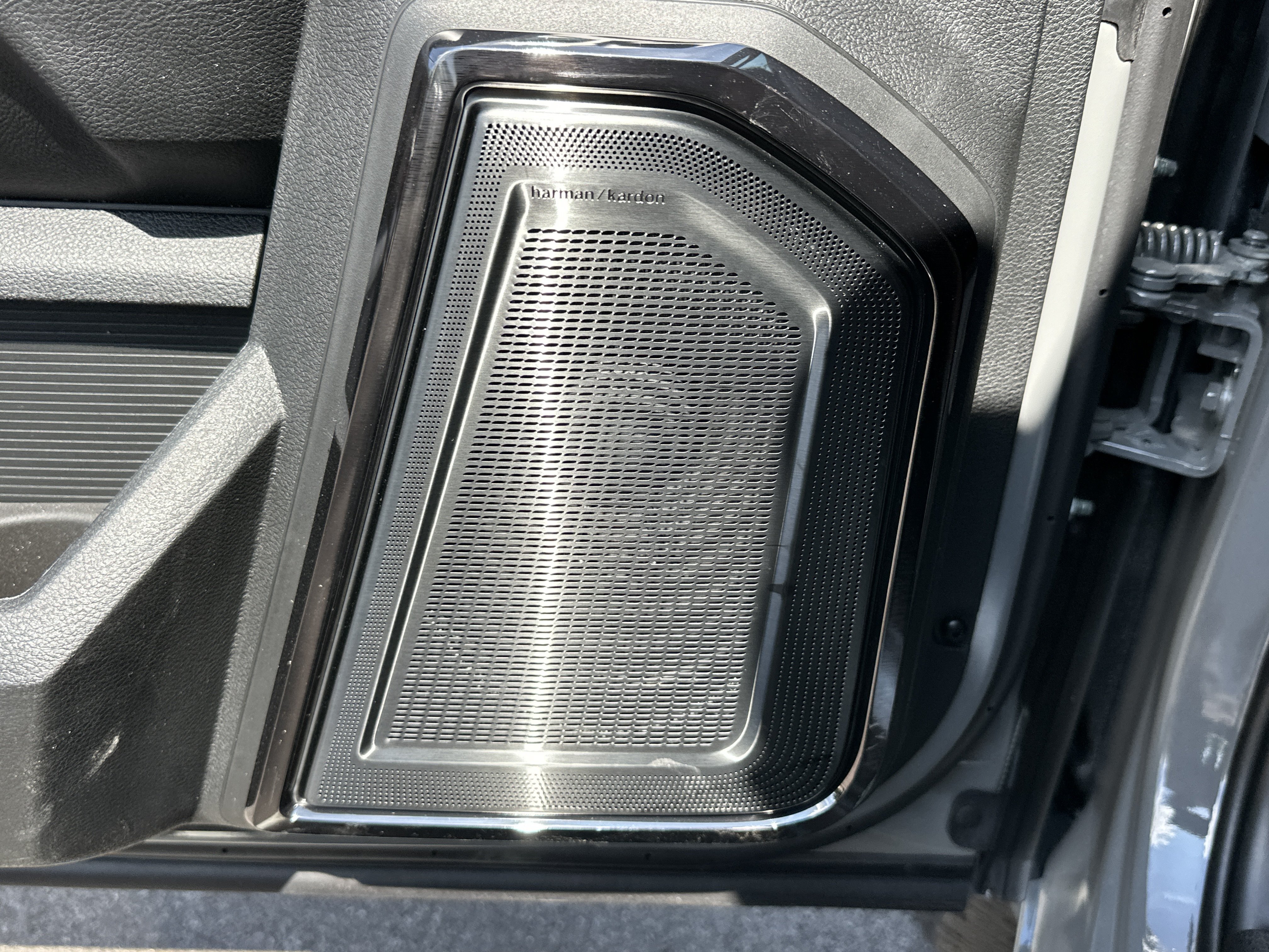 New 2027 RAM 2500 Limited AWD/4WD image 17