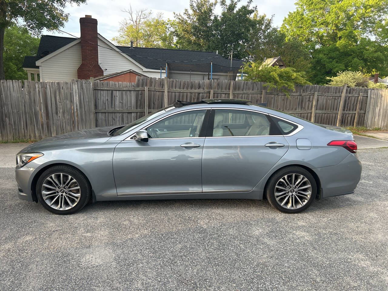 Used 2017 Genesis G80 3.8 w/ Option Group 03 image 3