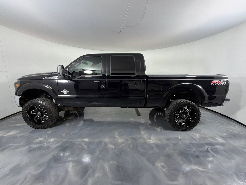 Used 2016 Ford F250 Lariat w/ Lariat Ultimate Package AWD/4WD image 8