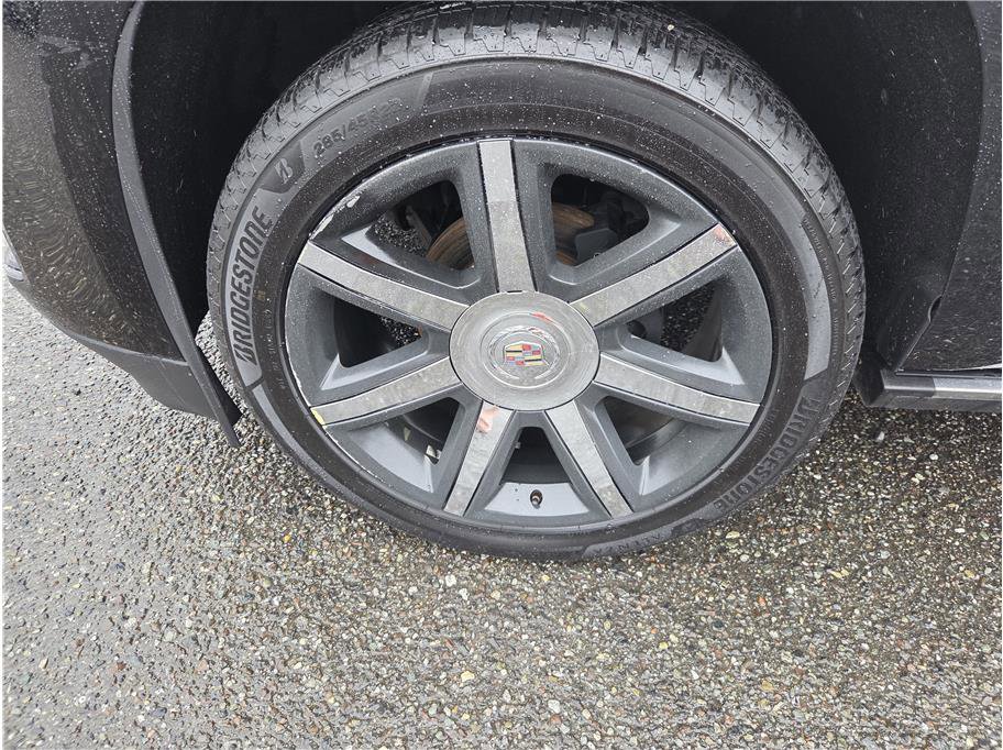 Used 2015 Cadillac Escalade ESV Premium image 26