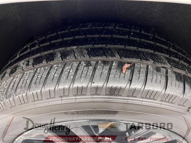 Used 2024 Chevrolet Suburban High Country w/ Advanced Technology Package AWD/4WD image 18
