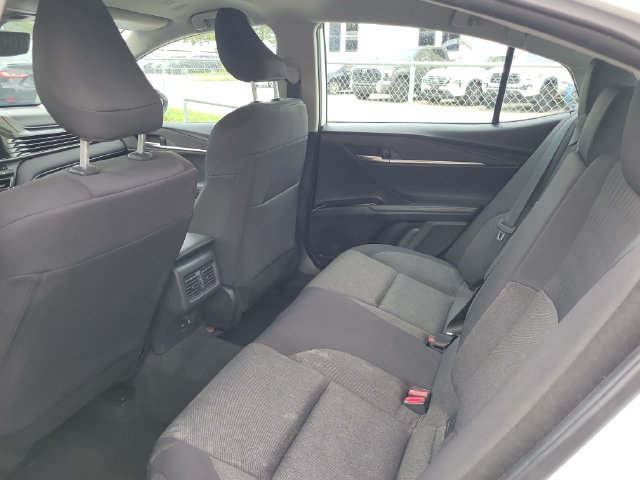 Used 2025 Toyota Camry LE FWD image 8