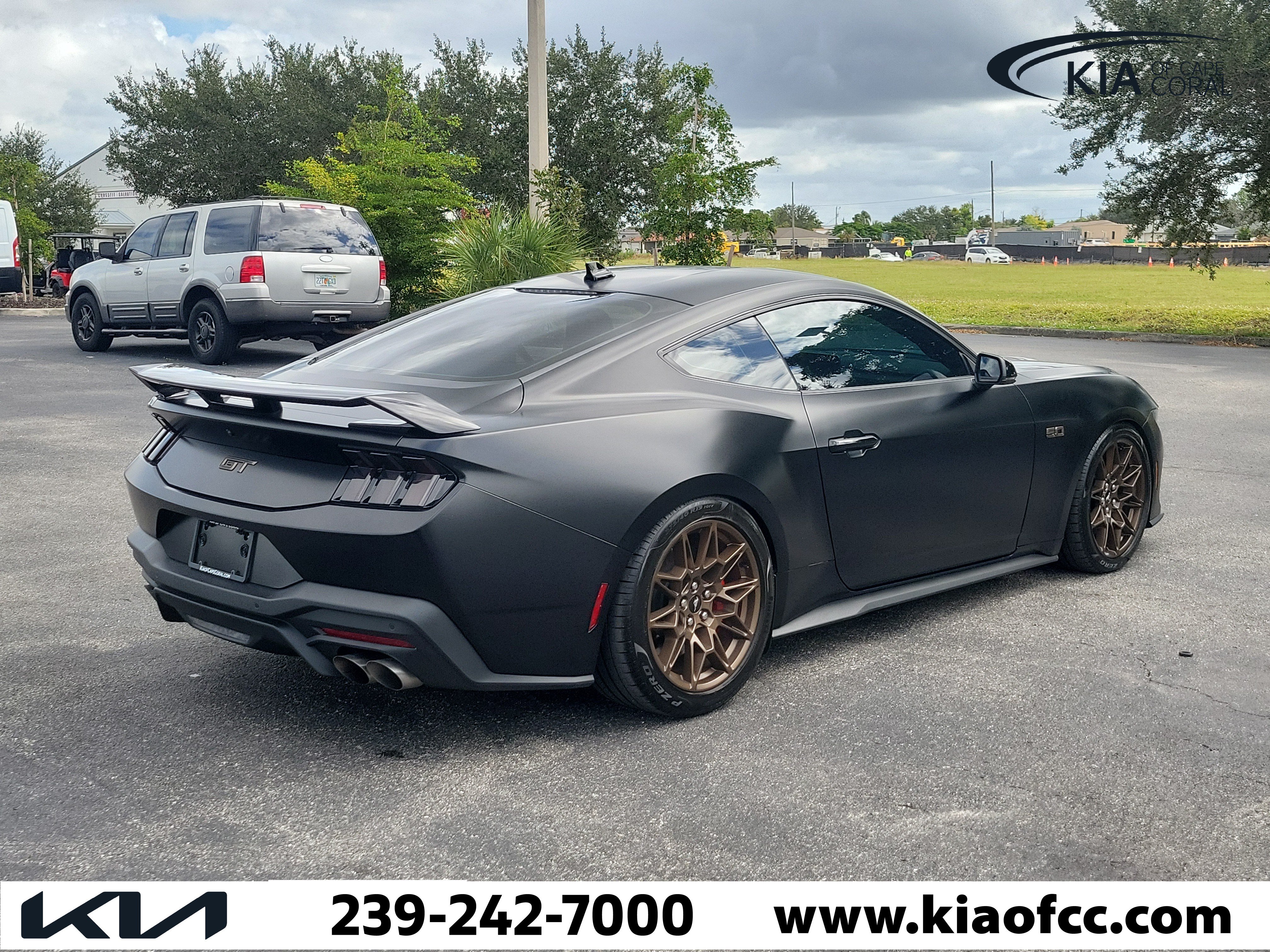 Used 2025 Ford Mustang GT Premium w/ GT Performance Package RWD image 6