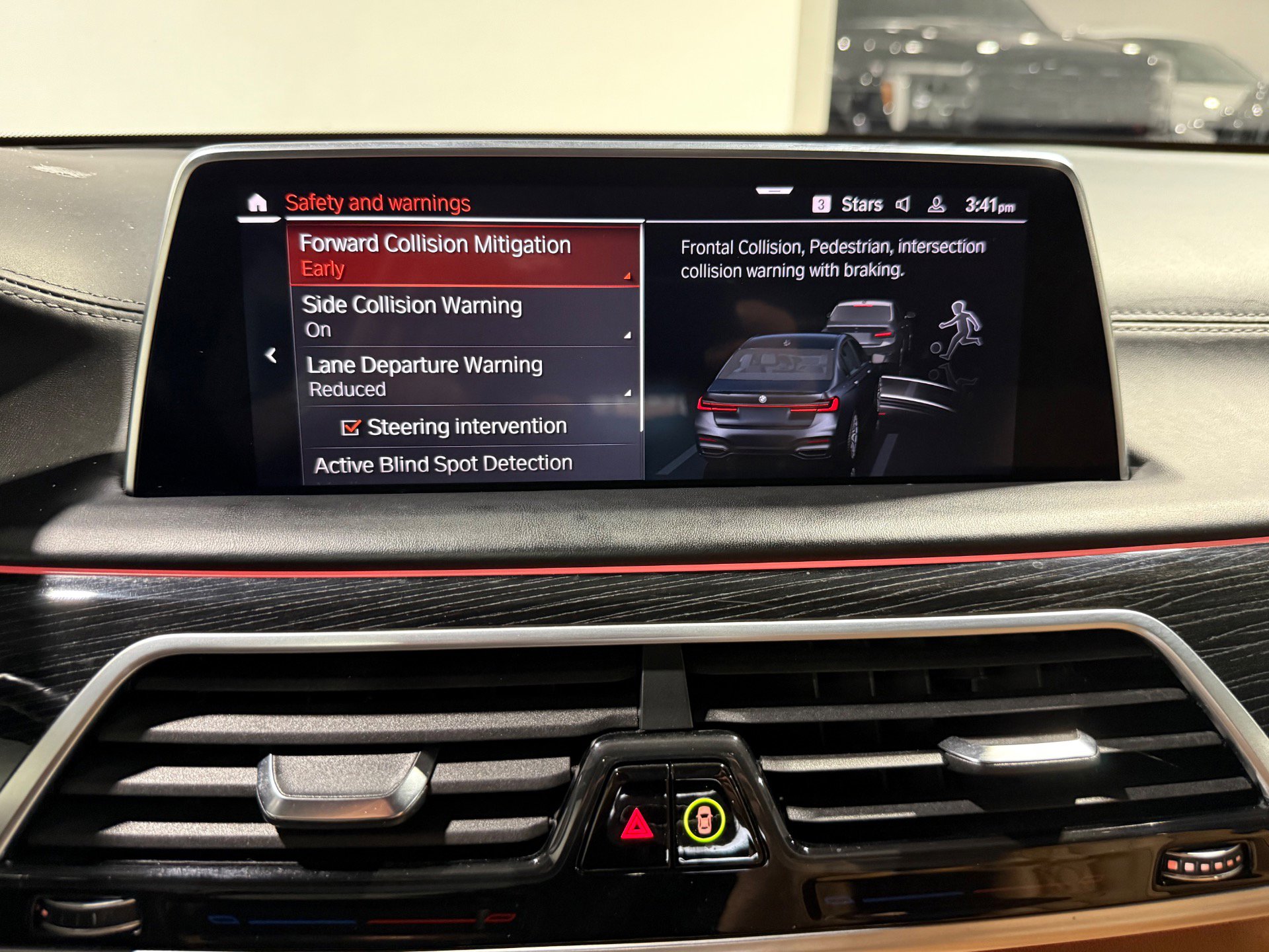 Used 2022 BMW 740i xDrive w/ M Sport Package image 44