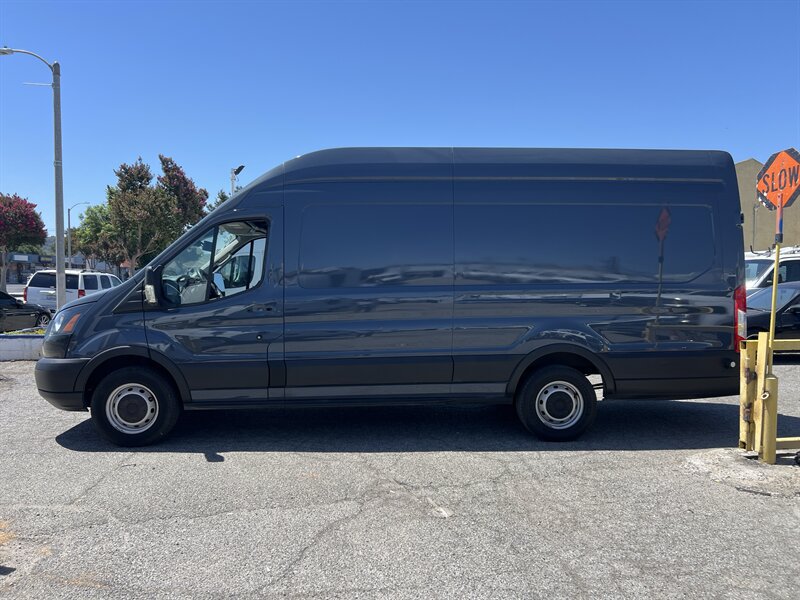 Used 2019 Ford Transit 250 148 High Roof Extended RWD image 5