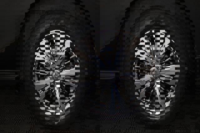 Used 2019 Nissan Pathfinder S image 7