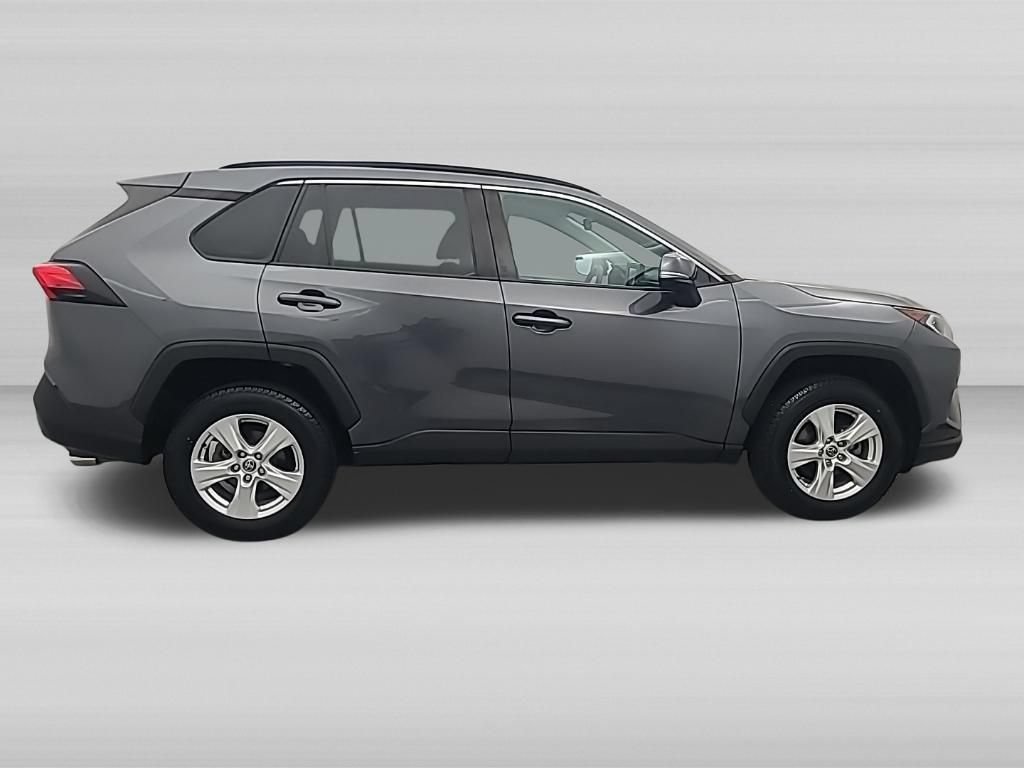 Used 2021 Toyota RAV4 XLE AWD/4WD video 3