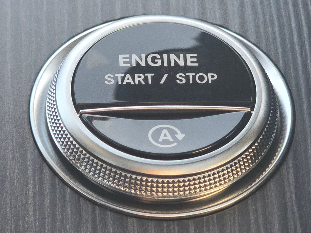 New 2026 Mercedes-Benz GLC 300 GLC 300 image 33