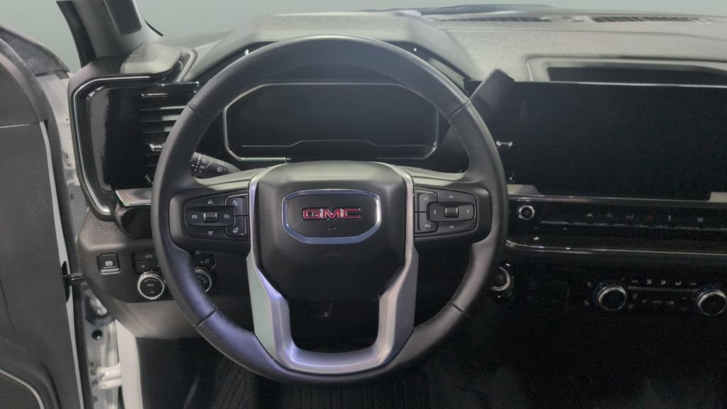 Used 2024 GMC Sierra 1500 Elevation AWD/4WD image 10