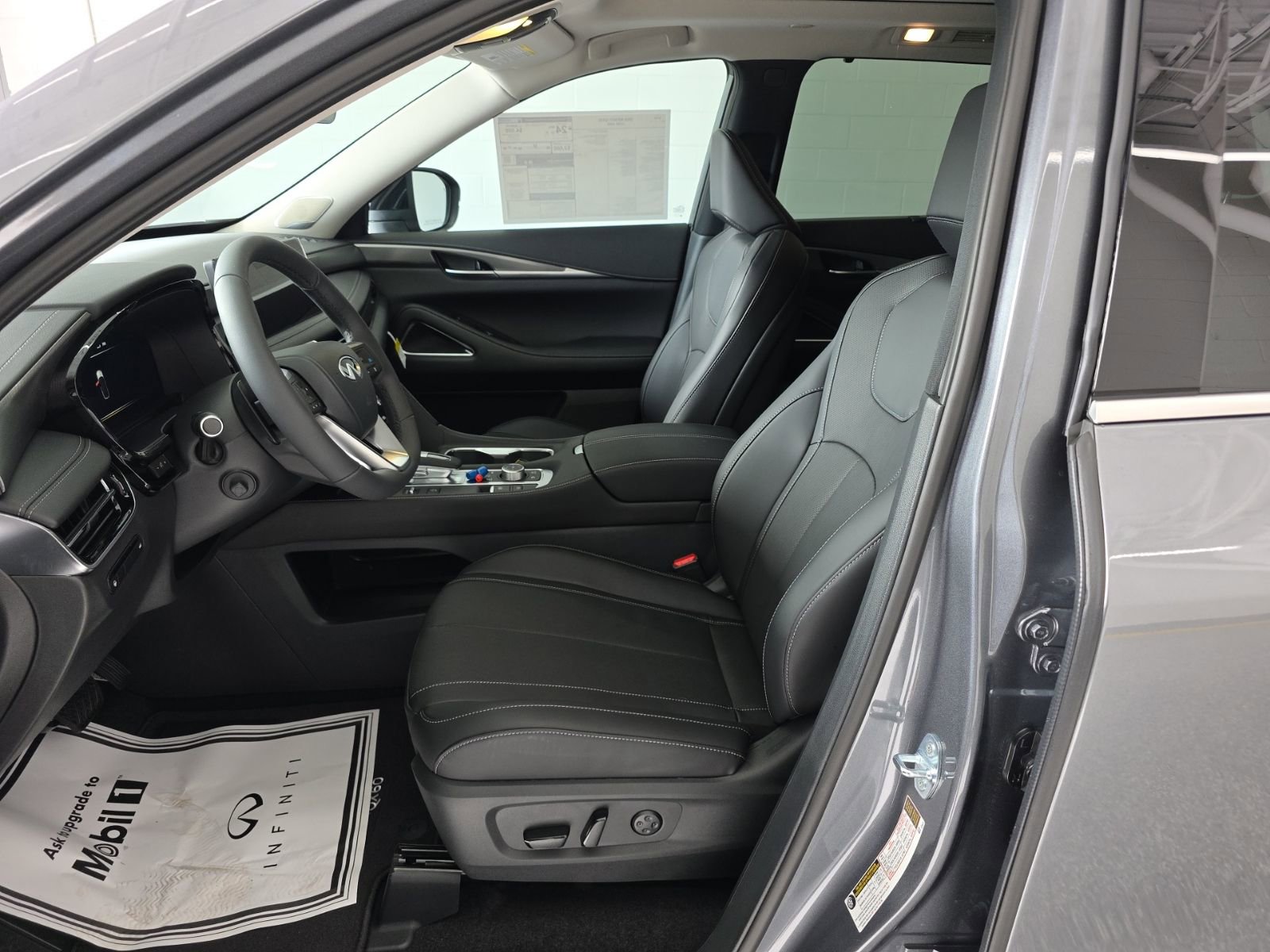 New 2026 INFINITI QX60 Luxe w/ Cargo Package image 31