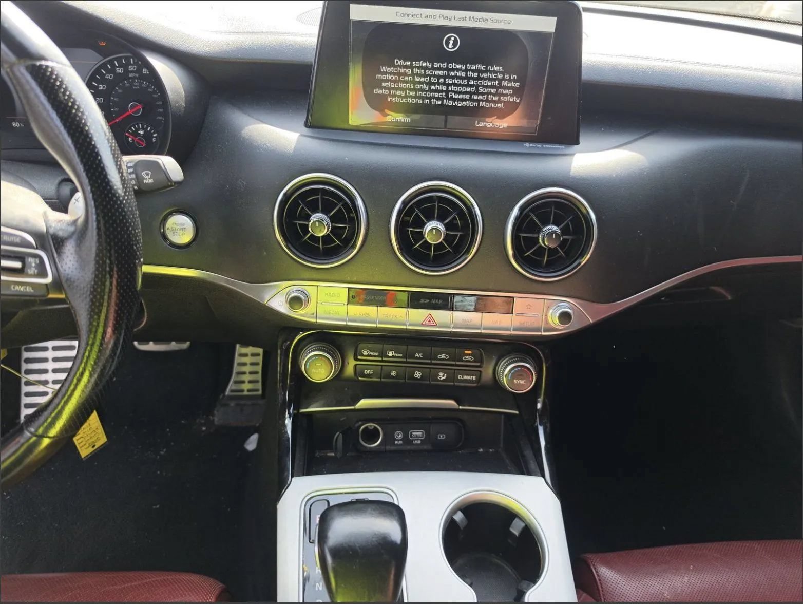 Used 2018 Kia Stinger GT2 AWD/4WD image 12