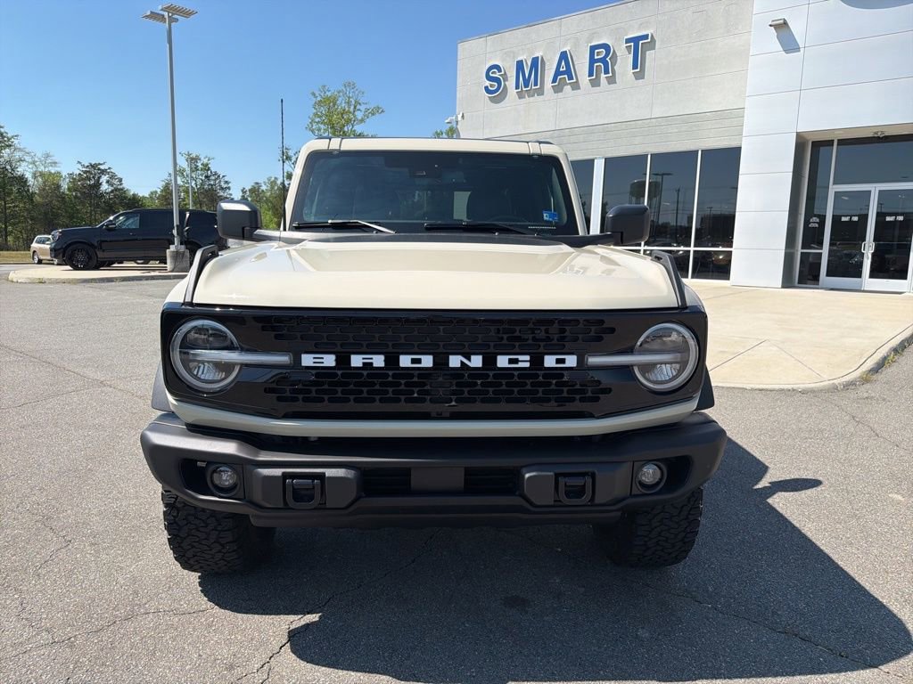 Certified 2025 Ford Bronco Badlands AWD/4WD image 9