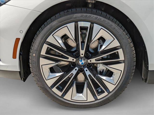 Used 2026 BMW 540i xDrive w/ Premium Package image 10