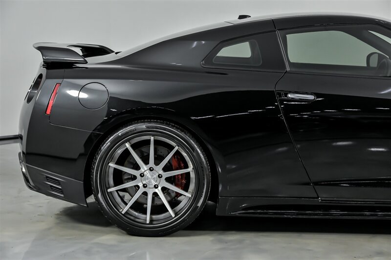 Used 2012 Nissan GT-R Black Edition AWD/4WD image 13