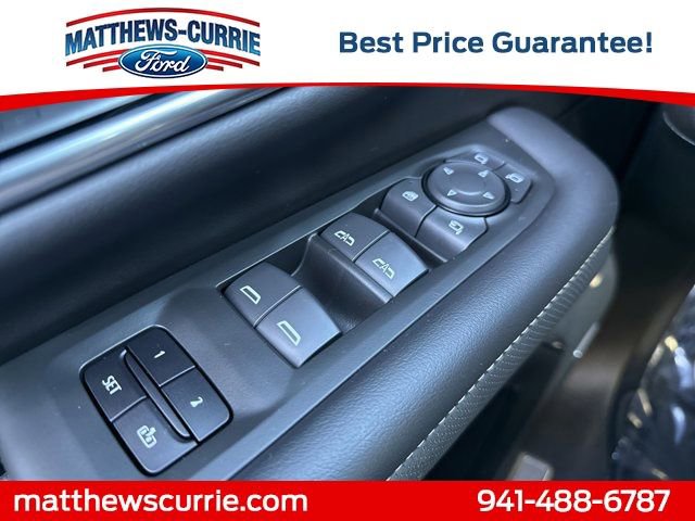 Used 2022 GMC Yukon SLT w/ SLT Premium Package image 28