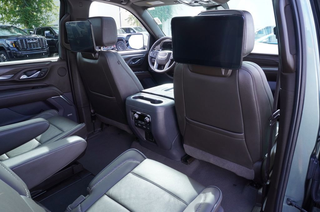 Certified 2024 GMC Yukon XL Denali image 11