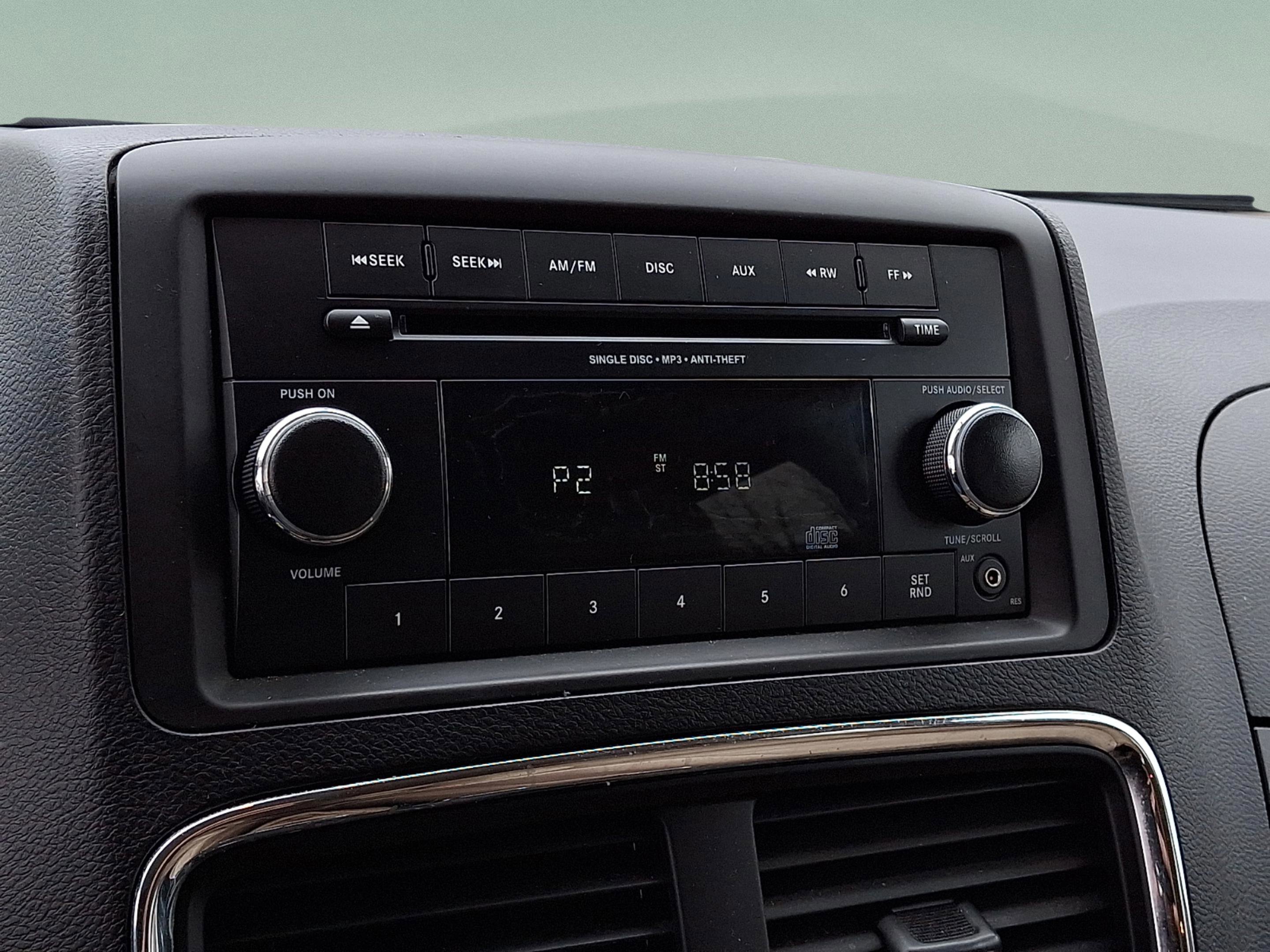 Used 2014 Dodge Grand Caravan SE w/ Quick Order Package 29E SE FWD image 18