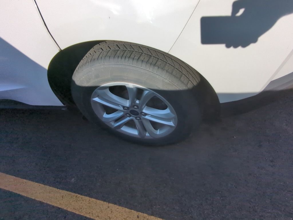 Used 2020 Ford Edge SEL w/ Convenience Package AWD/4WD image 5