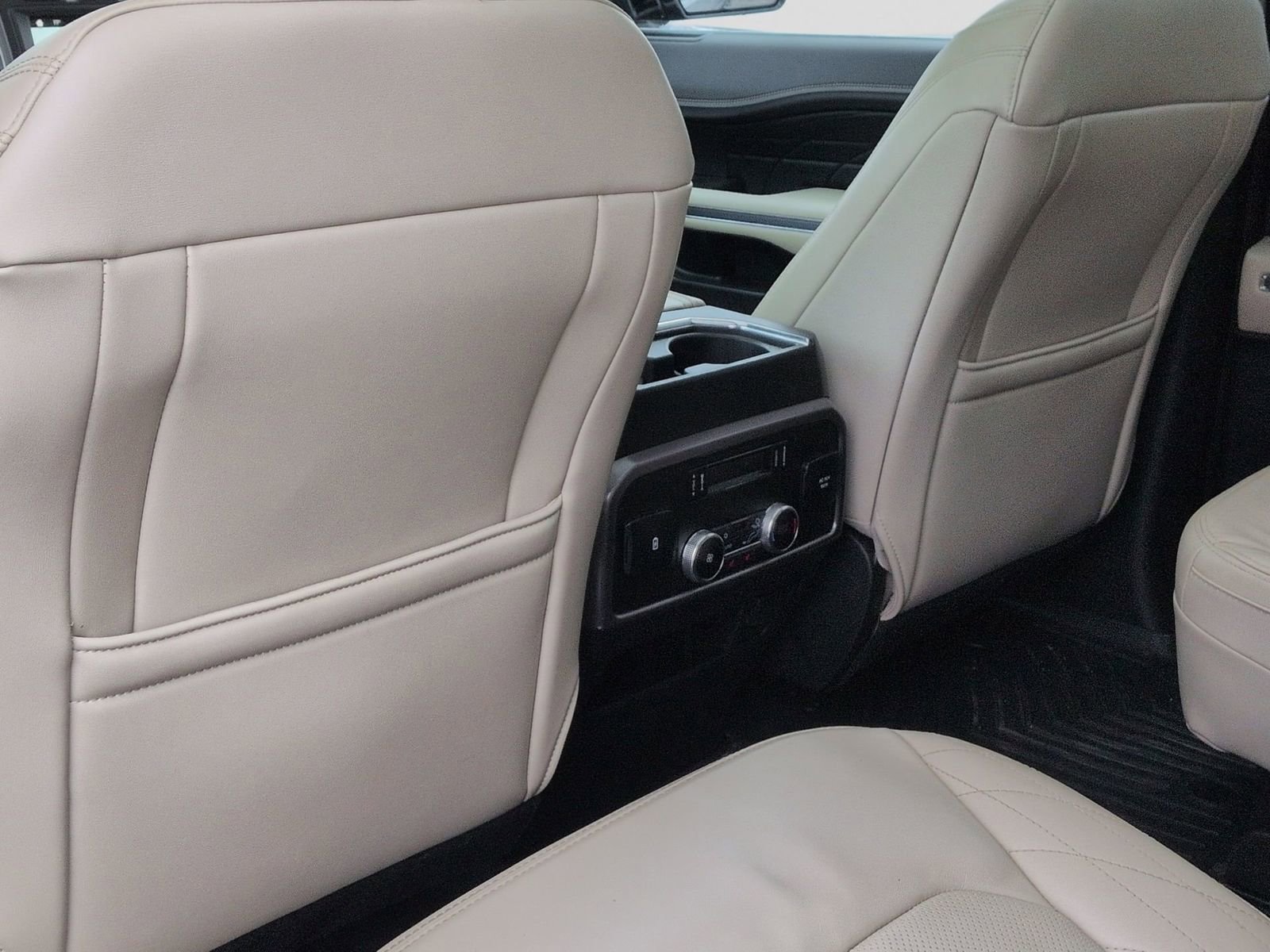 Used 2019 Ford Expedition Platinum image 20