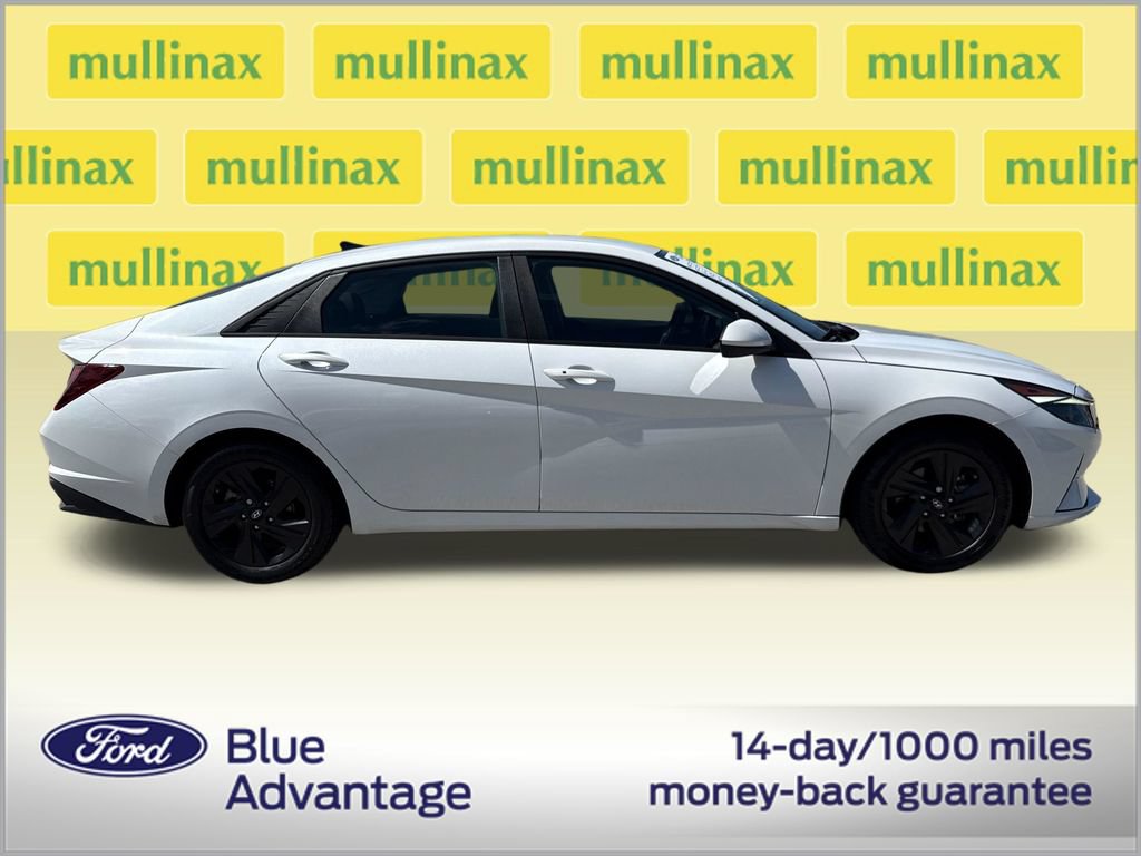 Used 2021 Hyundai Elantra SEL FWD image 2