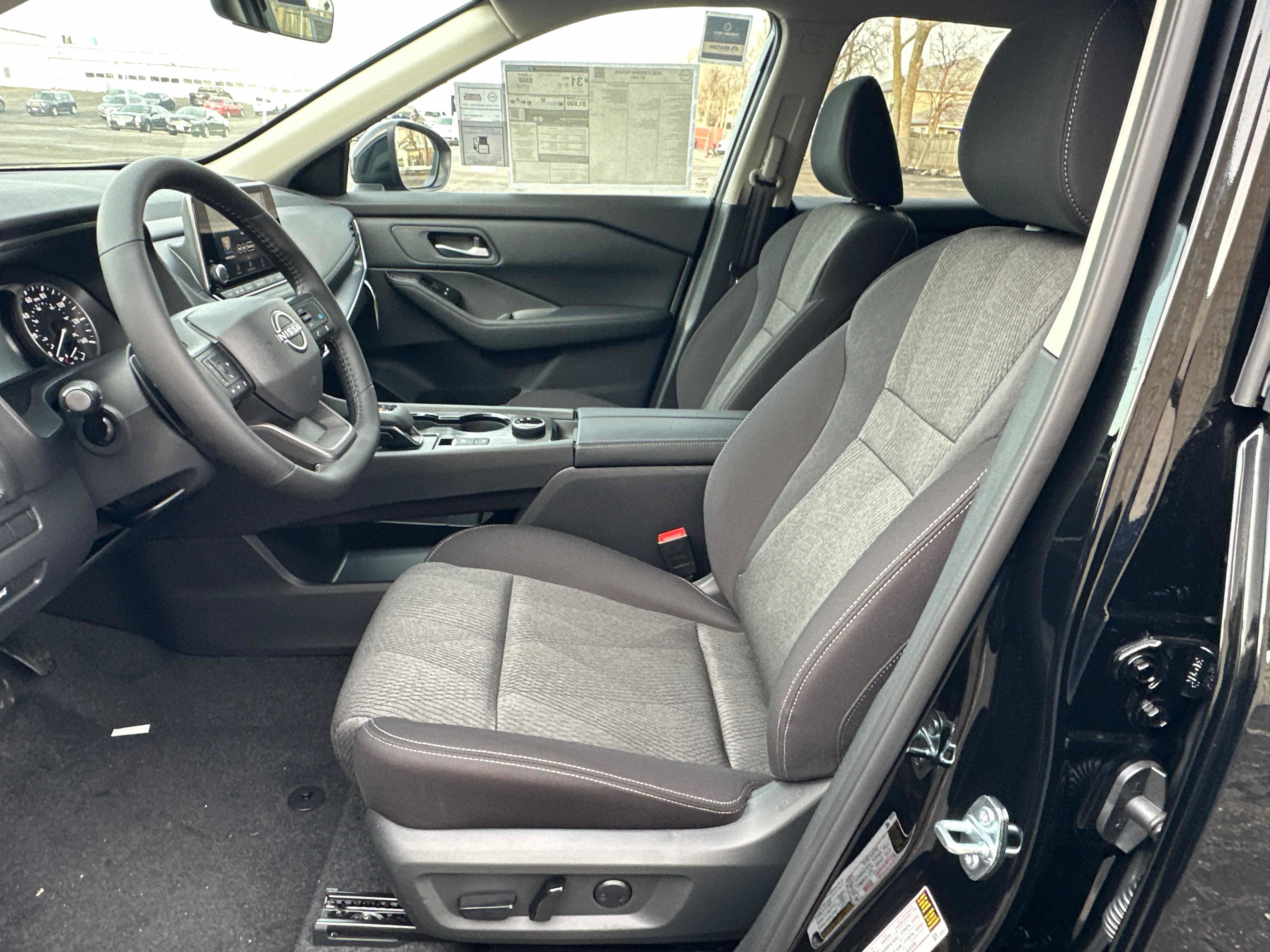 New 2026 Nissan Rogue SV AWD/4WD image 23