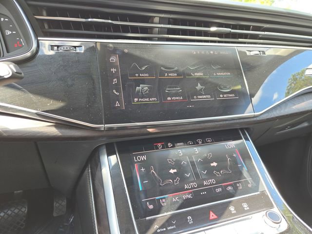 Used 2021 Audi Q8 Prestige AWD/4WD image 17
