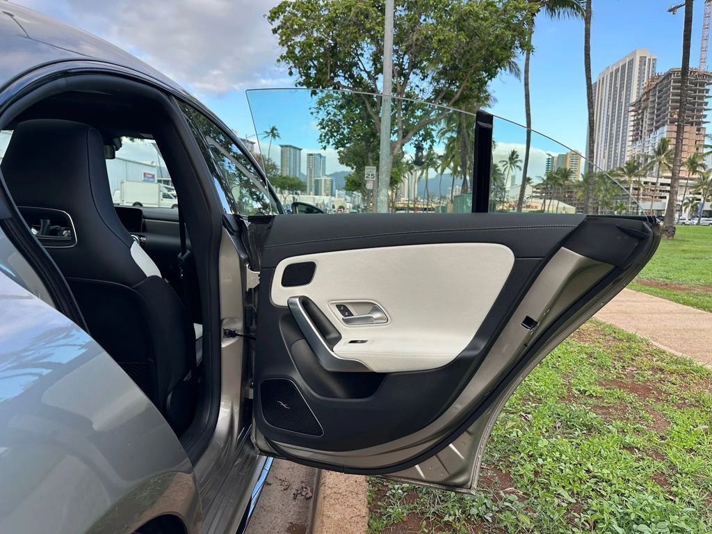 Used 2020 Mercedes-Benz CLA 35 AMG 4MATIC image 16