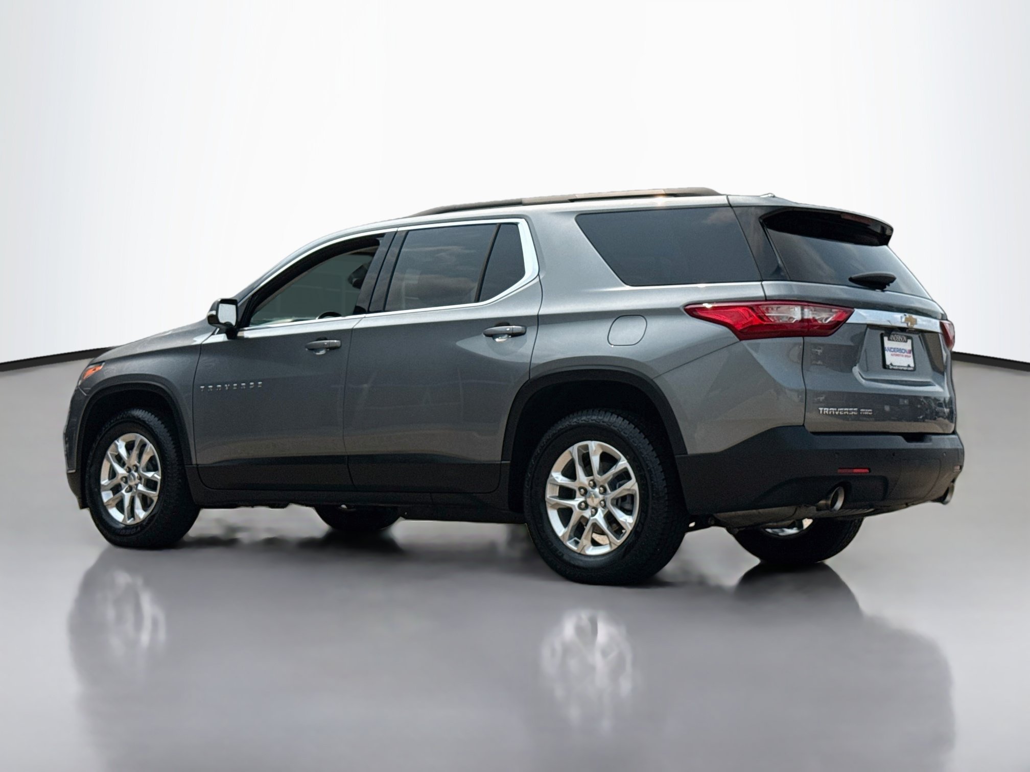 Used 2021 Chevrolet Traverse LT w/ LPO, Floor Liner Package AWD/4WD image 5