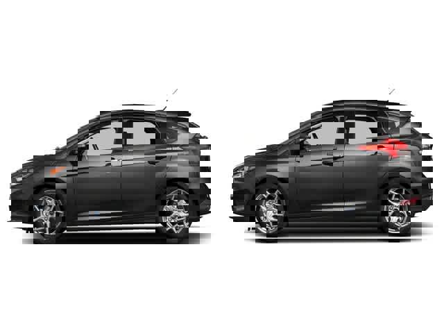 Used 2016 Ford Focus SE FWD image 2