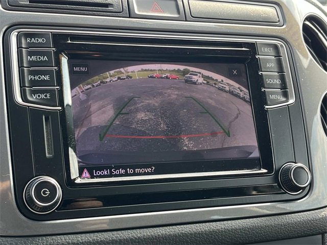 Used 2017 Volkswagen Tiguan Limited w/ Premium Package image 31