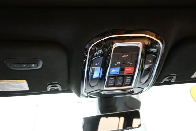 Used 2023 Jeep Grand Wagoneer Series III AWD/4WD image 12