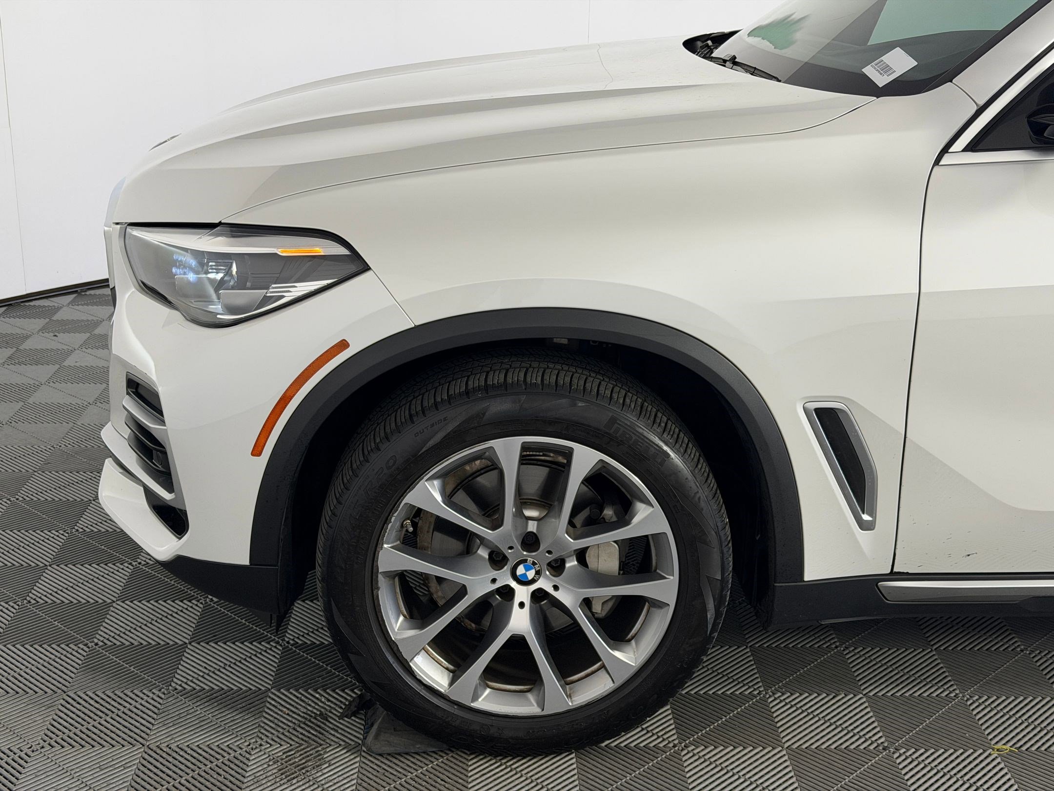Used 2023 BMW X5 sDrive40i RWD image 11