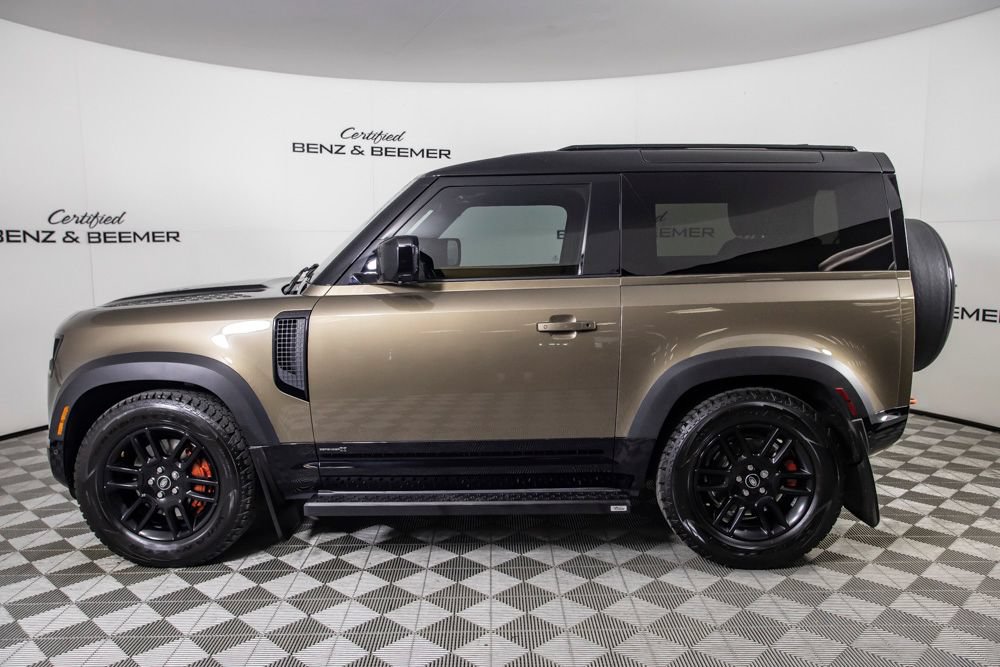 Used 2022 Land Rover Defender 90 X AWD/4WD image 10