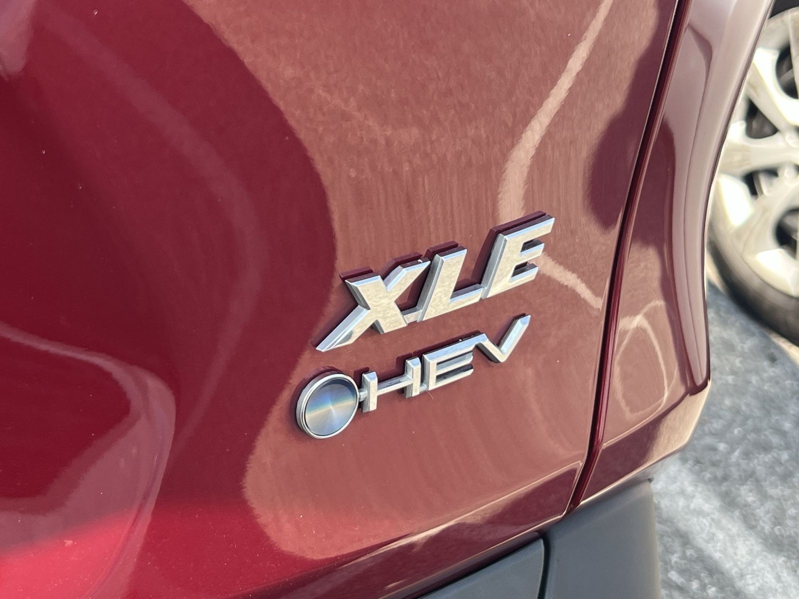 Used 2025 Toyota RAV4 XLE AWD/4WD image 22