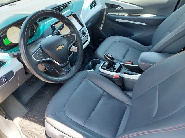 Used 2017 Chevrolet Bolt Premier w/ Infotainment Package FWD image 9