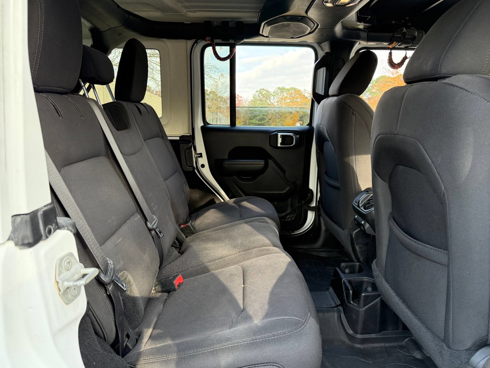 Used 2022 Jeep Wrangler Unlimited Sport w/ Xtreme Recon 35" Tire Package AWD/4WD image 35