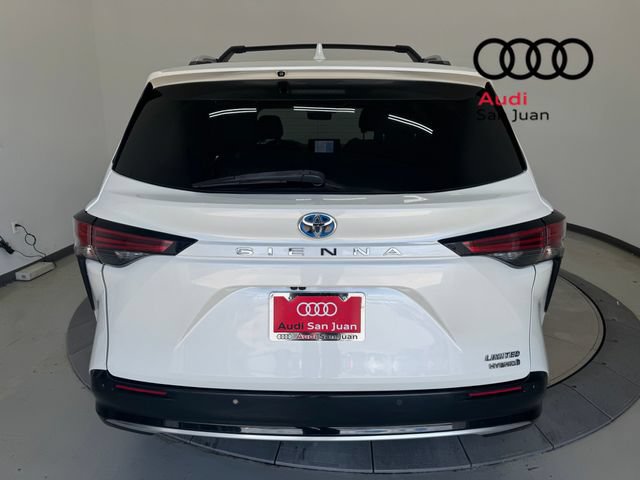 Used 2021 Toyota Sienna Limited FWD image 32