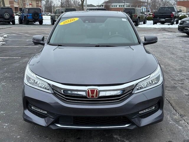 Used 2016 Honda Accord Touring image 10