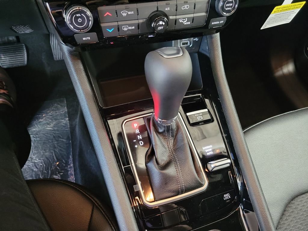 New 2026 Jeep Compass Latitude image 19