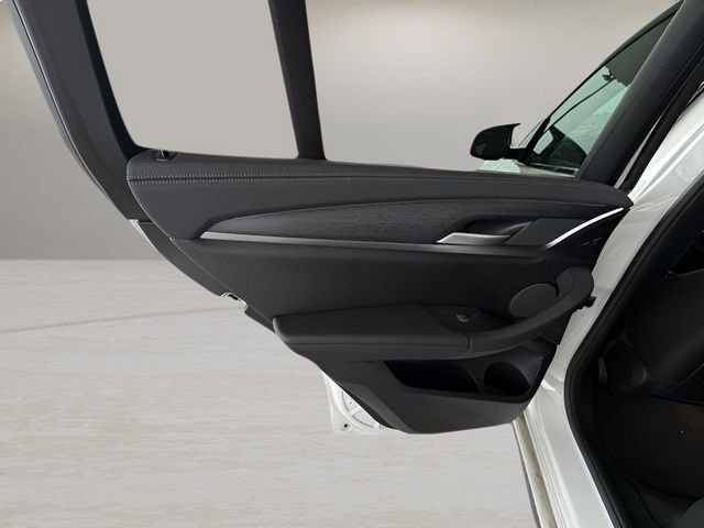 Used 2024 BMW X4 M40i w/ Premium Package image 33