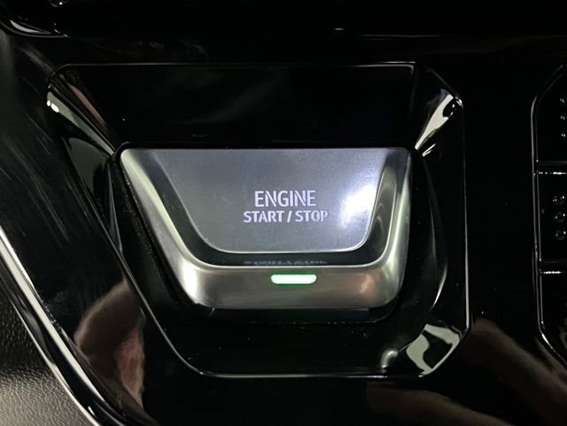 Used 2025 GMC Sierra 3500 AT4 w/ AT4 Premium Plus Package image 30