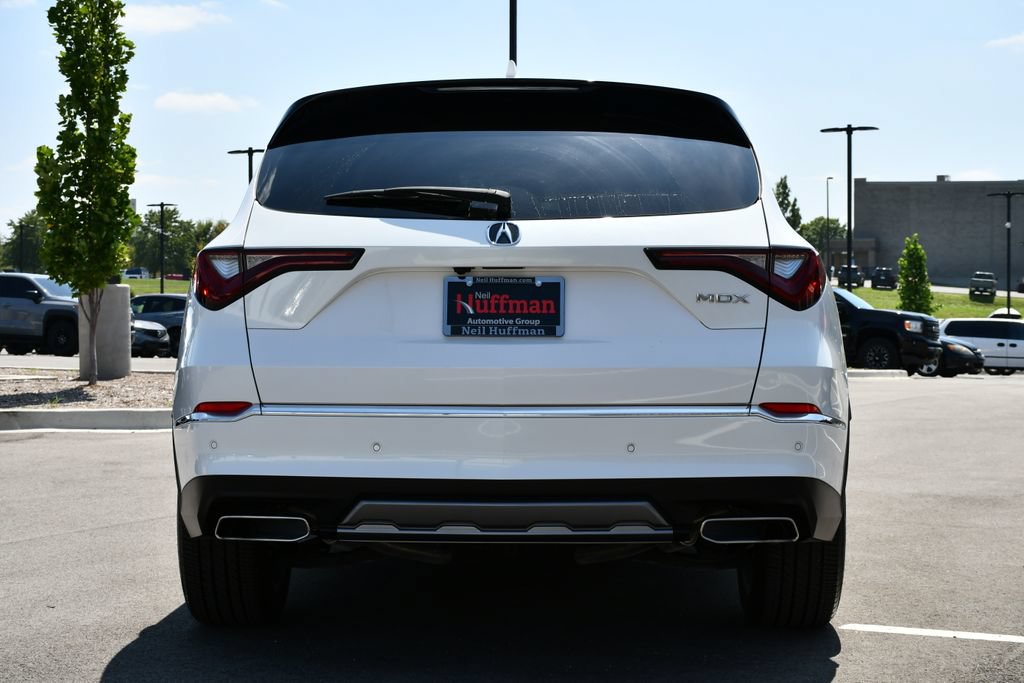 Used 2025 Acura MDX FWD w/ Technology Package image 8