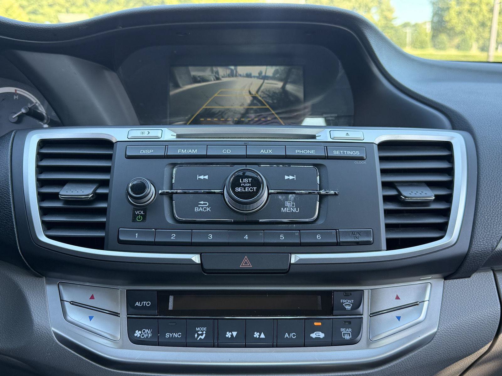 Used 2013 Honda Accord LX image 29