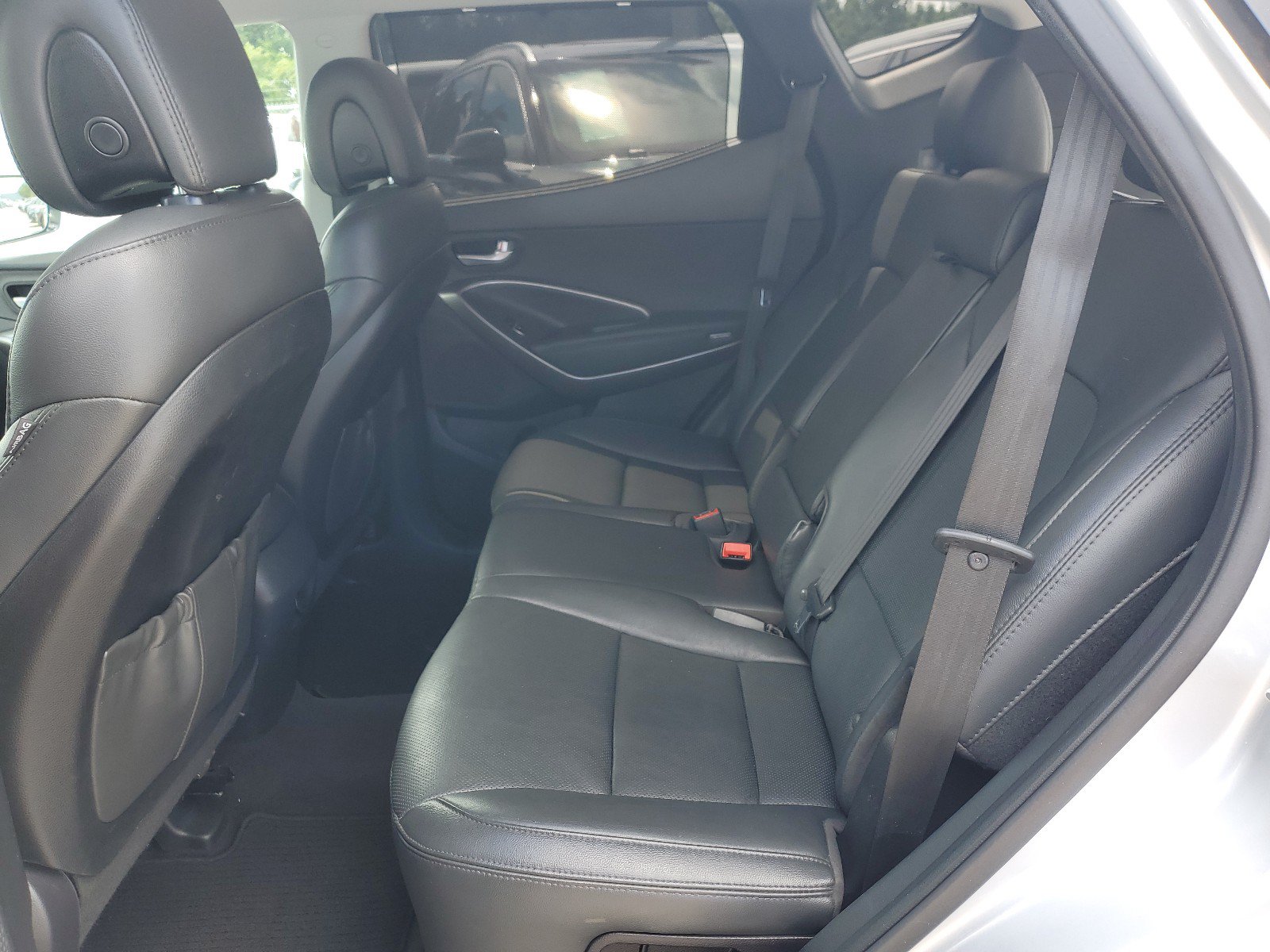 Used 2018 Hyundai Santa Fe Sport 2.0T w/ Cargo Package FWD image 7