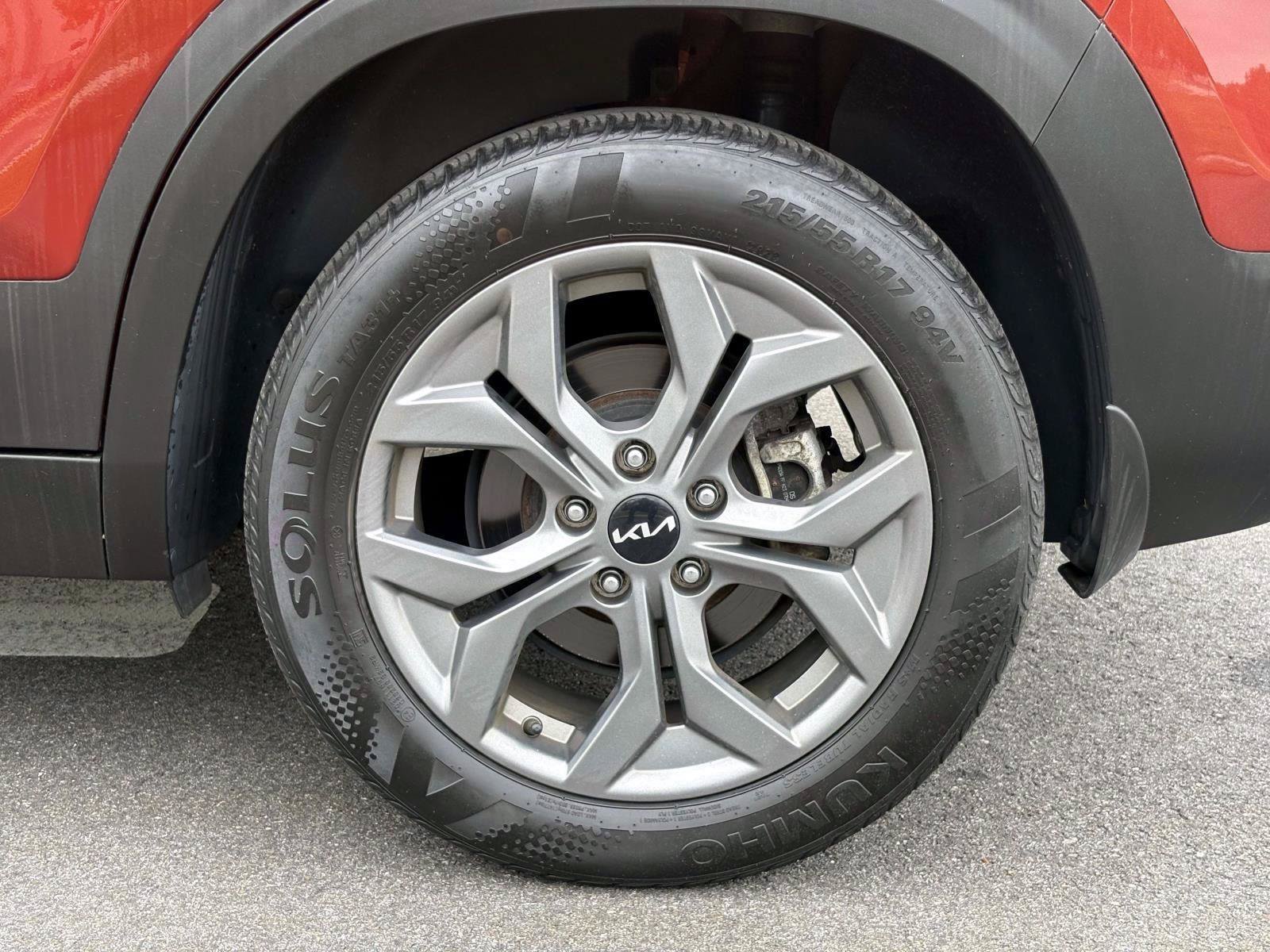 Certified 2024 Kia Seltos S AWD/4WD image 30