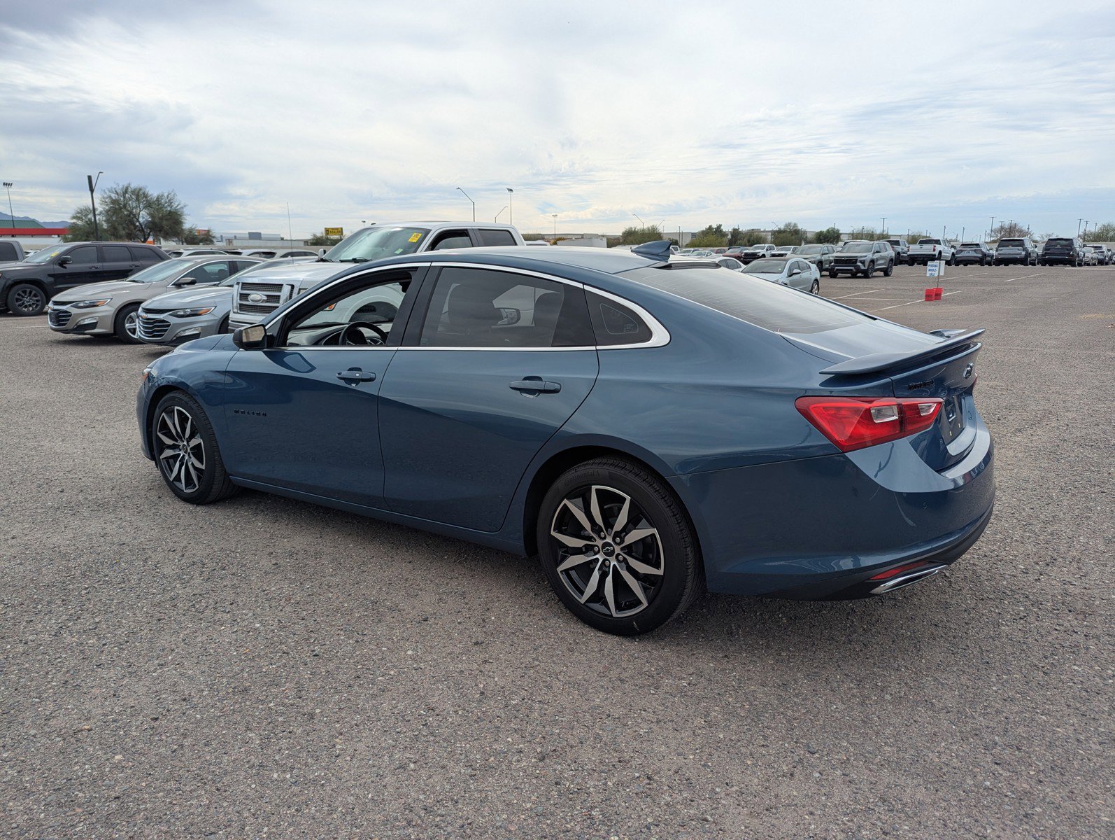 Used 2024 Chevrolet Malibu RS image 3