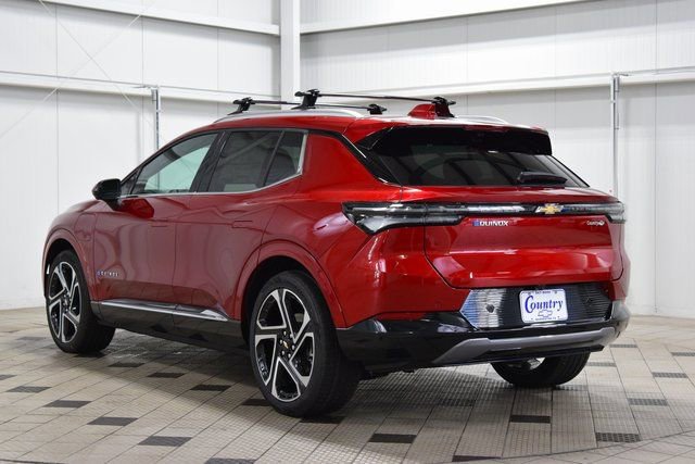 New 2026 Chevrolet Equinox EV LT w/ Convenience Package II FWD image 6