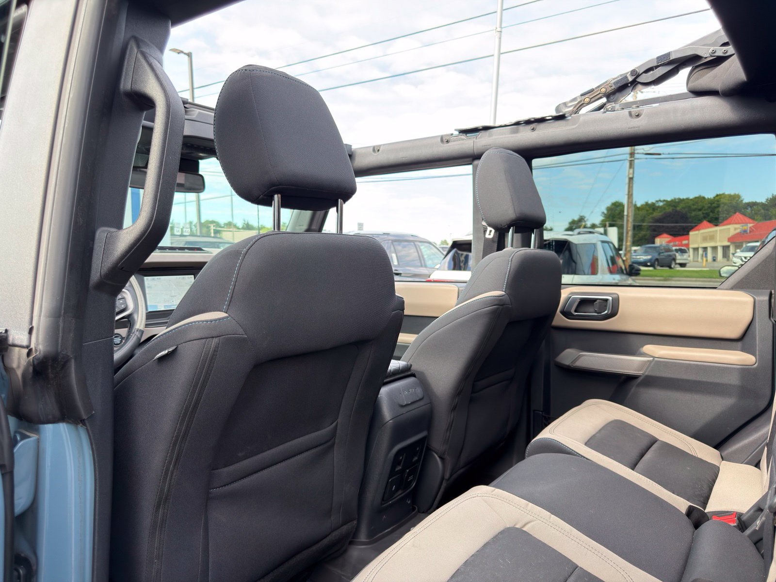Used 2022 Ford Bronco Wildtrak AWD/4WD image 40